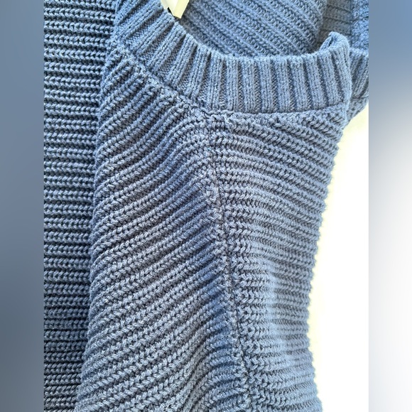 H&M | Navy Ribbed Knit Sweater With Lacing - Picture 13 of 16